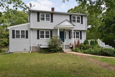 107 Bonnet Shores Rd, Narragansett, RI 02882 - photo 2