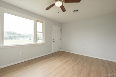 29108 Butler Branch Rd, Petersburg, VA 23805 - photo 5