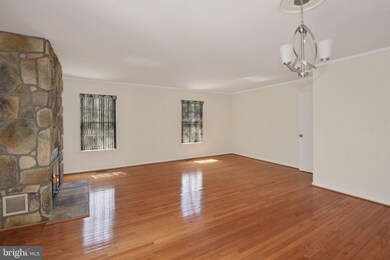 10209 Quiet Pond Terrace, Burke, VA 22015 - photo 7