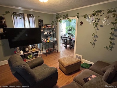 669 N Perry St, Pontiac, MI 48342 - photo 3