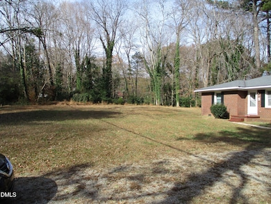 424 Halifax St, Warrenton, NC 27589 - photo 2