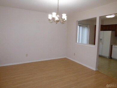 1001 Maplecrest Rd, Edison, NJ 08820 - photo 4