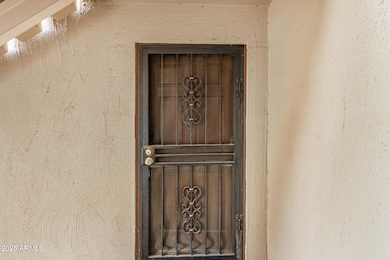 4201 E Camelback Rd unit 15, Phoenix, AZ 85018 - photo 3