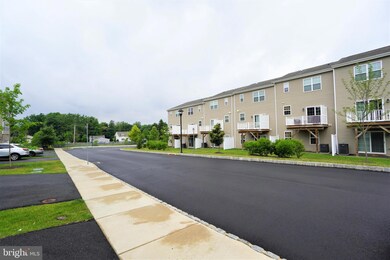 1069 Chapman Cir, Hatfield, PA 19440 - photo 4