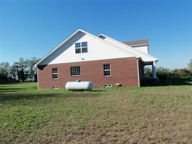 898 E 444th Rd, Bolivar, MO 65613 - photo 5