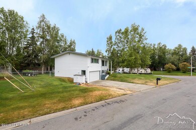 Exterior Side-20190710-40748