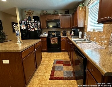 8959 Oakwood Park, San Antonio, TX 78254 - photo 6