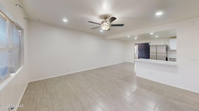 9301-east-29th-st-tucson-az-living-room
