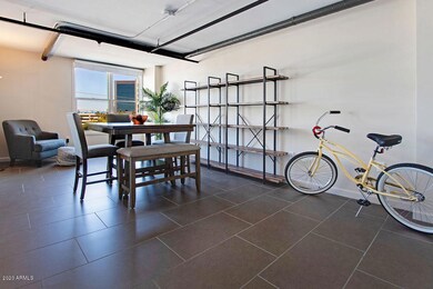 DiningRm_2954