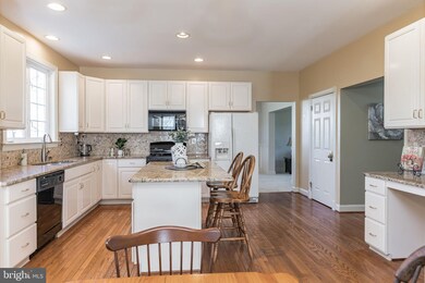 34 Endslow Ln, Perkasie, PA 18944 - photo 6