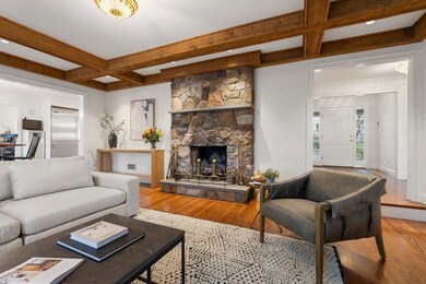 244 Upland Ave, Newton Highlands, MA 02461 - photo 5