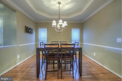 8821 Carpenters Hall Dr, Lorton, VA 22079 - photo 6