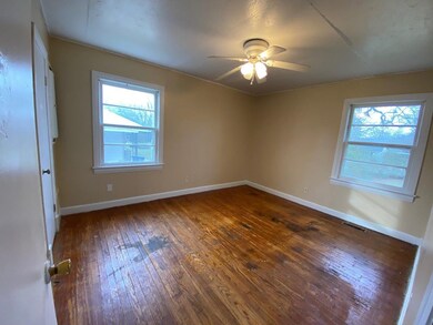 105 Bates St, Shelbyville, TN 37160 - photo 5