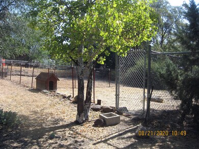 1937 Oregon Ave, Klamath Falls, OR 97601 - photo 5