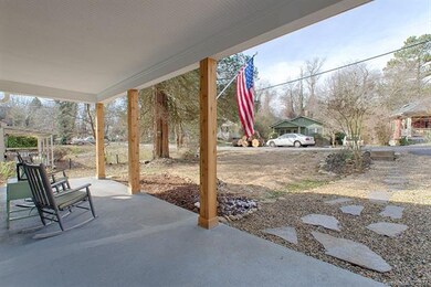 Walkable to Haywood Rd and Malvern Hills Park
