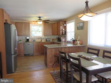 1237 Bullens Ln, Woodlyn, PA 19094 - photo 7