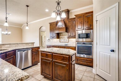 5708 Maple Valley Dr, Azle, TX 76020 - photo 6