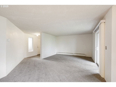 47 Eagle Crest Dr unit 15, Lake Oswego, OR 97035 - photo 2