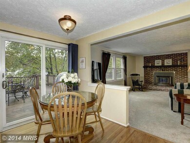 20325 Watkins Meadow Dr, Germantown, MD 20876 - photo 6