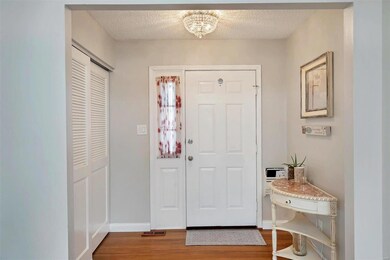Spacious Entry area