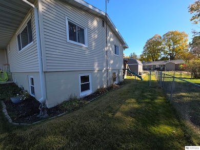 1222 N Birch St, Wahoo, NE 68066 - photo 2