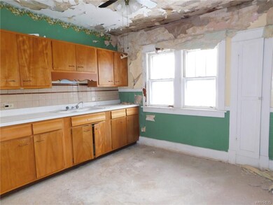 855 Payne Ave, North Tonawanda, NY 14120 - photo 5