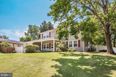 15749 Pointer Ridge Dr, Bowie, MD 20716 - photo 3