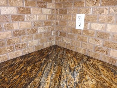 Cliffrose Granite & Travertine Pic 14