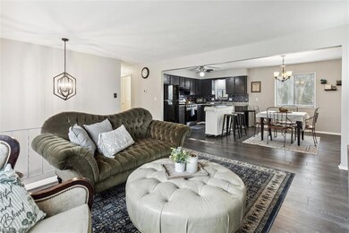 UPPER LIVING OPEN CONCEPT