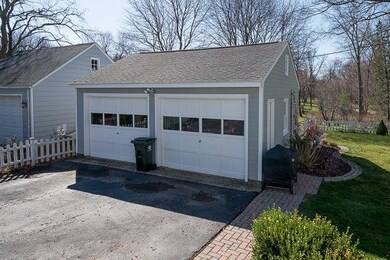 354 Washington St, Chelsea, MI 48118 - photo 7