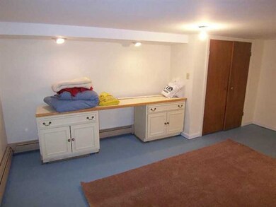 233 N Fenner Ave, Middletown, RI 02842 - photo 7