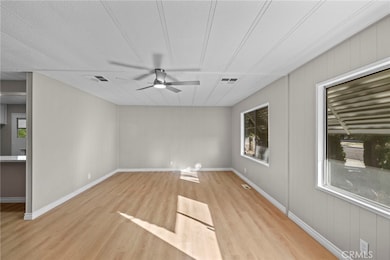 43638 Jared Ln, Hemet, CA 92544 - photo 5