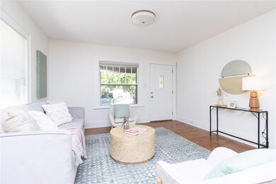 2405 46th St, Des Moines, IA 50310 - photo 5