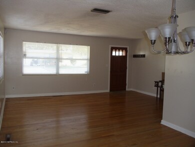 716 Antigua Rd, Jacksonville, FL 32216 - photo 4