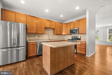 826 Lowe Rd, Middle River, MD 21220 - photo 7