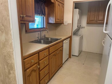 906 Gladney St, Gainesville, TX 76240 - photo 7