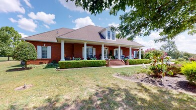 251 Adams Ln, Bell Buckle, TN 37020 - photo 4