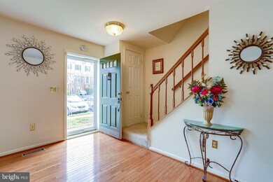 241 Finchingfield Ct, Sterling, VA 20165 - photo 4