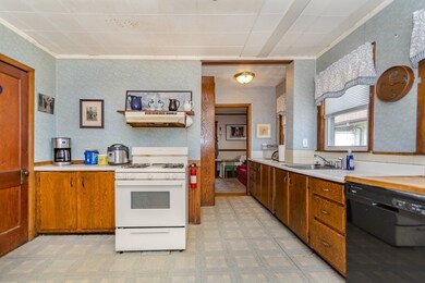 57 Gledhill Ave, Everett, MA 02149 - photo 5