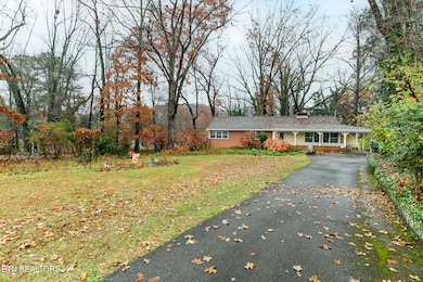 383 East Dr, Oak Ridge, TN 37830 - photo 2