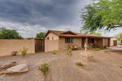 1415 E Royal Palm Rd, Phoenix, AZ 85020 - photo 3