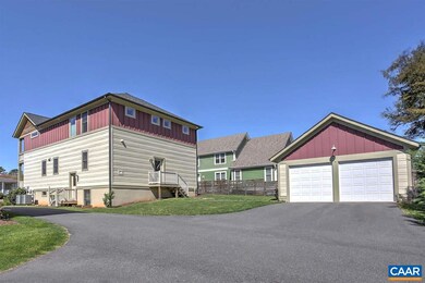 933 Lochlyn Hill Ln, Charlottesville, VA 22901 - photo 7