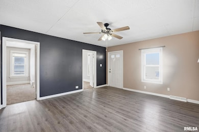 1649 Florence Ln, Davenport, IA 52804 - photo 3