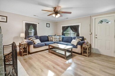 19-213 Lee Dr-19