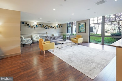 Clarendon 1021 unit 233, Arlington, VA 22201 - photo 5