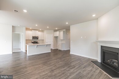 353 Bandon Dunes Ct, Moorestown, NJ 08057 - photo 4