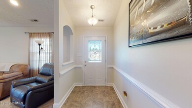 22-web-or-mls-100-Birch-Ct-New-Bern-NC-2