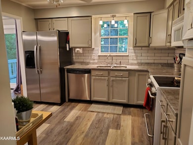 Newly Updated Kitchen