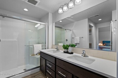 Edgewood - Master Bath