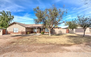 11002 E Grove St-5